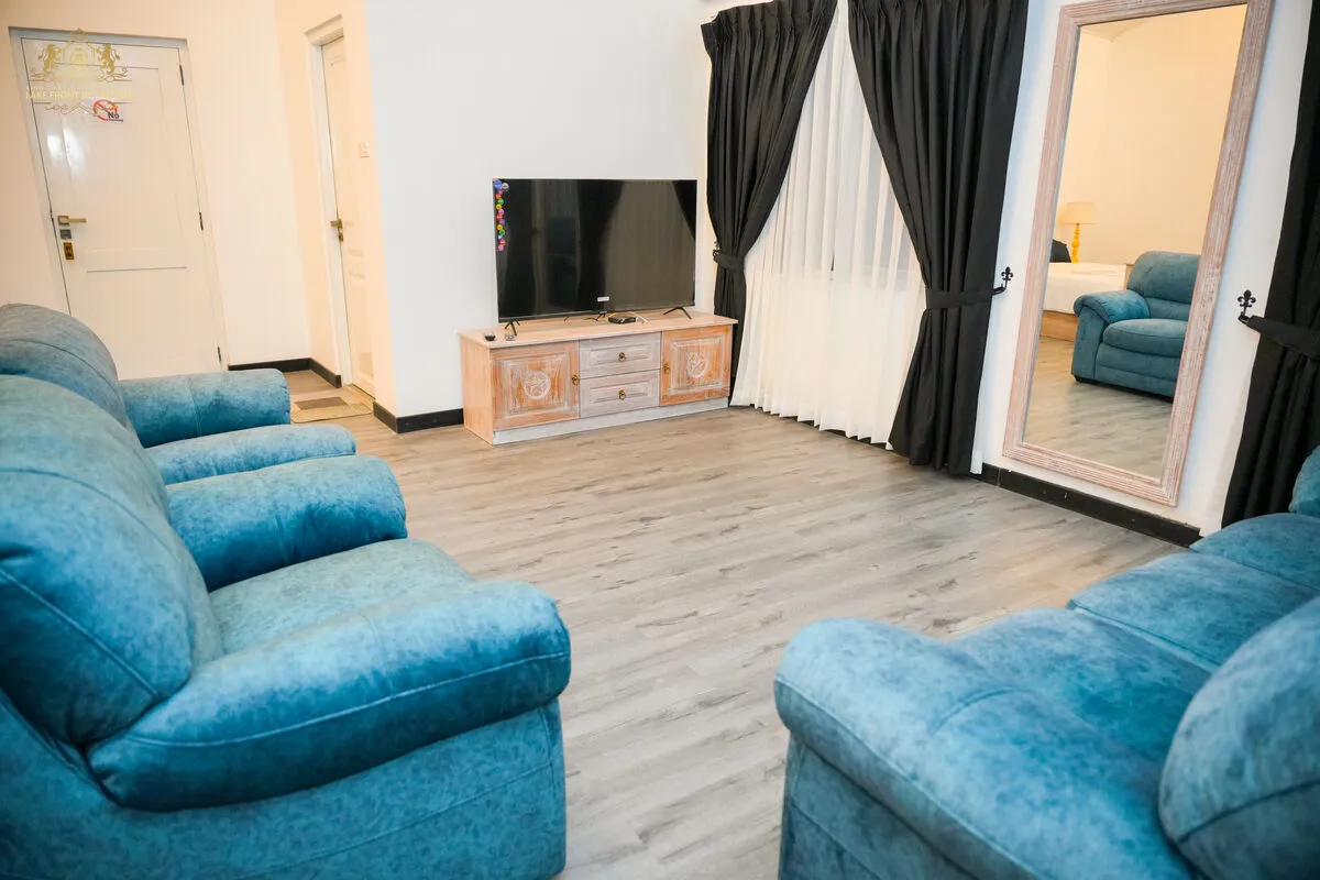 Suite 1 - Gallery Image